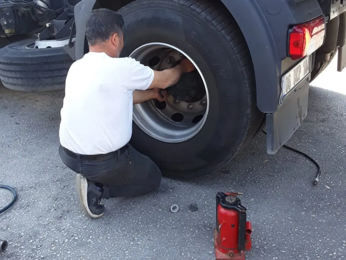 Sivrihisar Oto Lastikçi